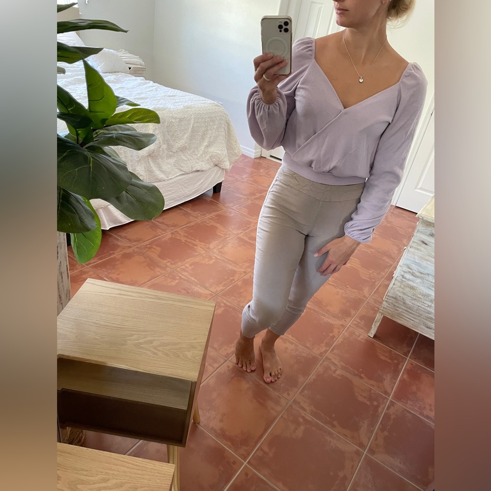 Lumiere Women's Lavender Cropped Sweater